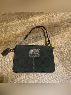 RARE VINTAGE COACH SIGNATURE C BLACK JACQUARD WRISTLET WALLET COIN PURSE (164)